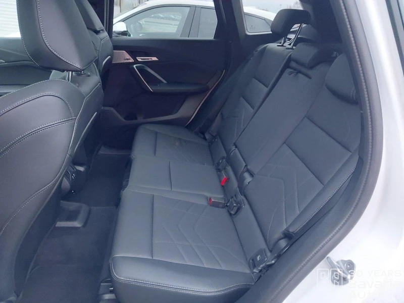 BMW X1 18i sDrive M Sport Paket , снимка 8 - Автомобили и джипове - 53073725