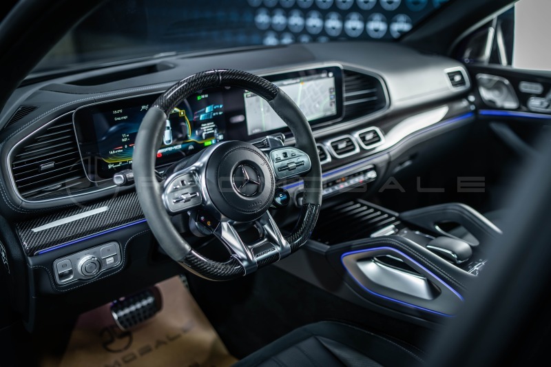 Mercedes-Benz GLE 63 S AMG 4M+ Exclusive* Carbon* Burm* Pano, снимка 8 - Автомобили и джипове - 46388461