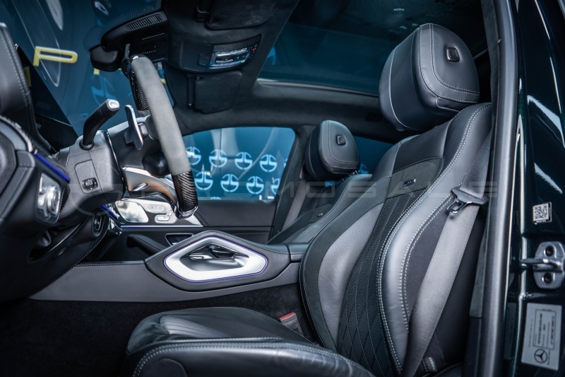 Mercedes-Benz GLE 63 S AMG 4M+ Exclusive* Carbon* Burm* Pano, снимка 13 - Автомобили и джипове - 46388461