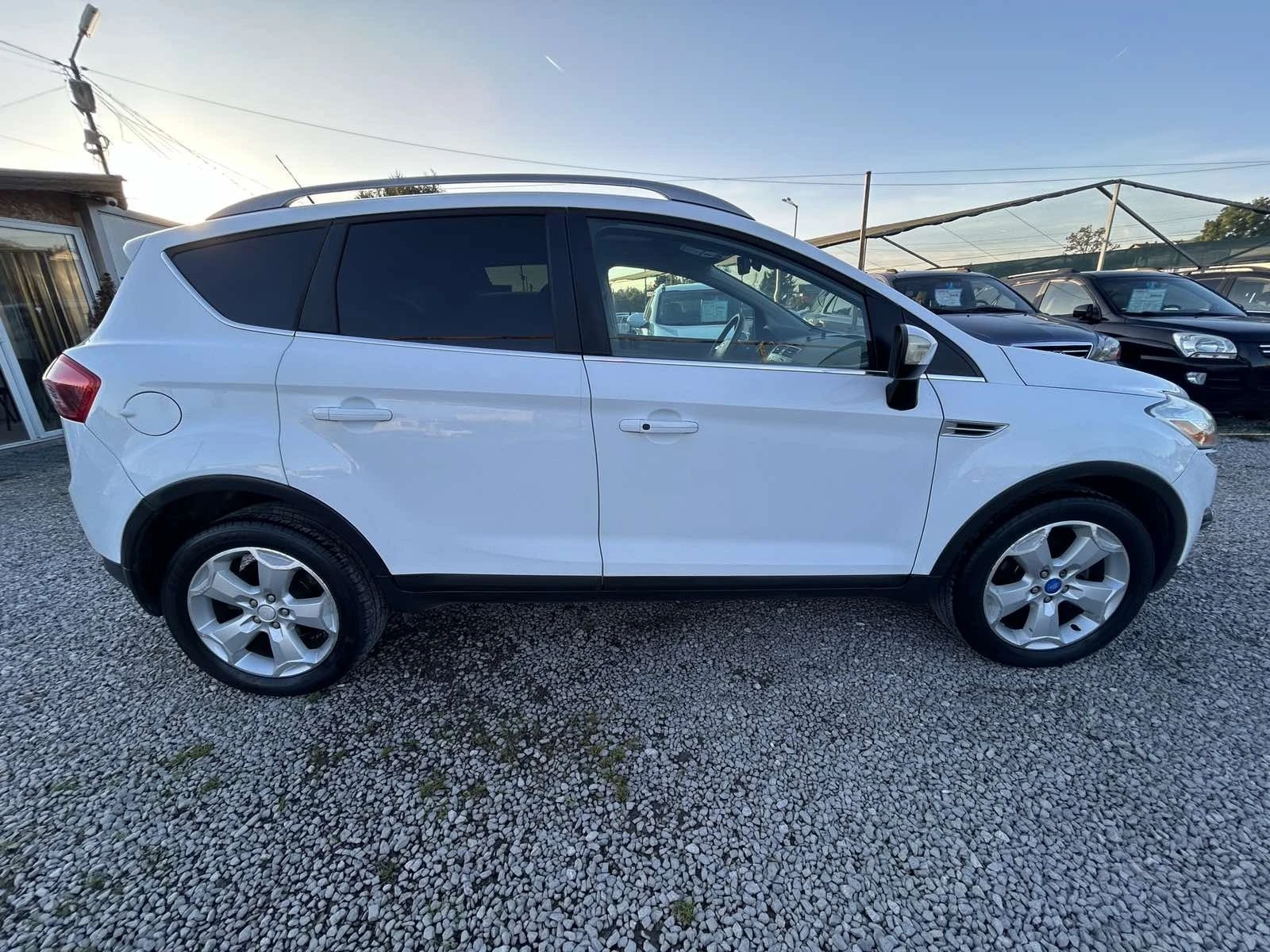 Ford Kuga  - изображение 7