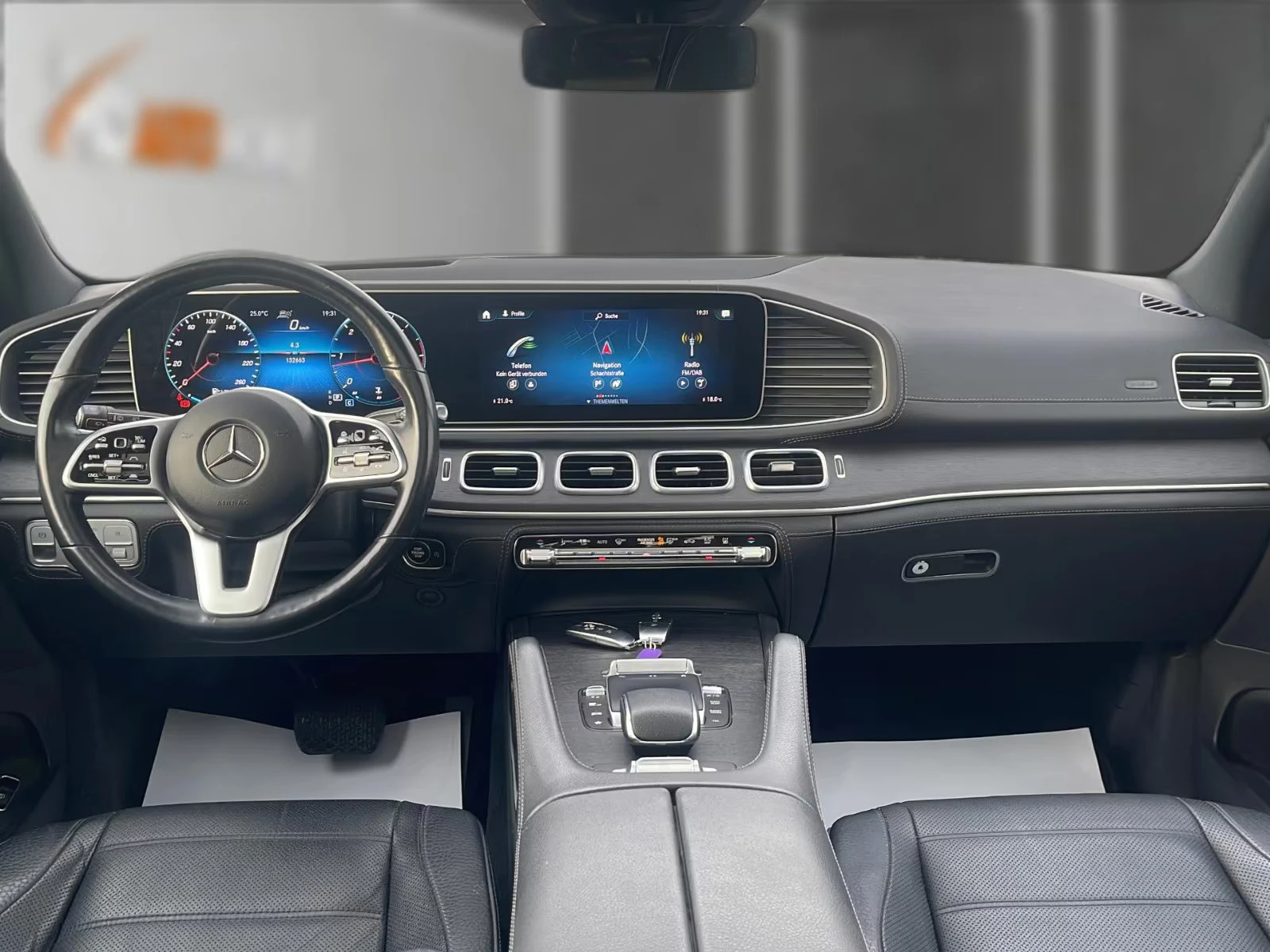 Mercedes-Benz GLE 400 d/4M/AMG/330HP/NIGHT/PANO/BURM/DISTR.+ /HUD/403f - изображение 8