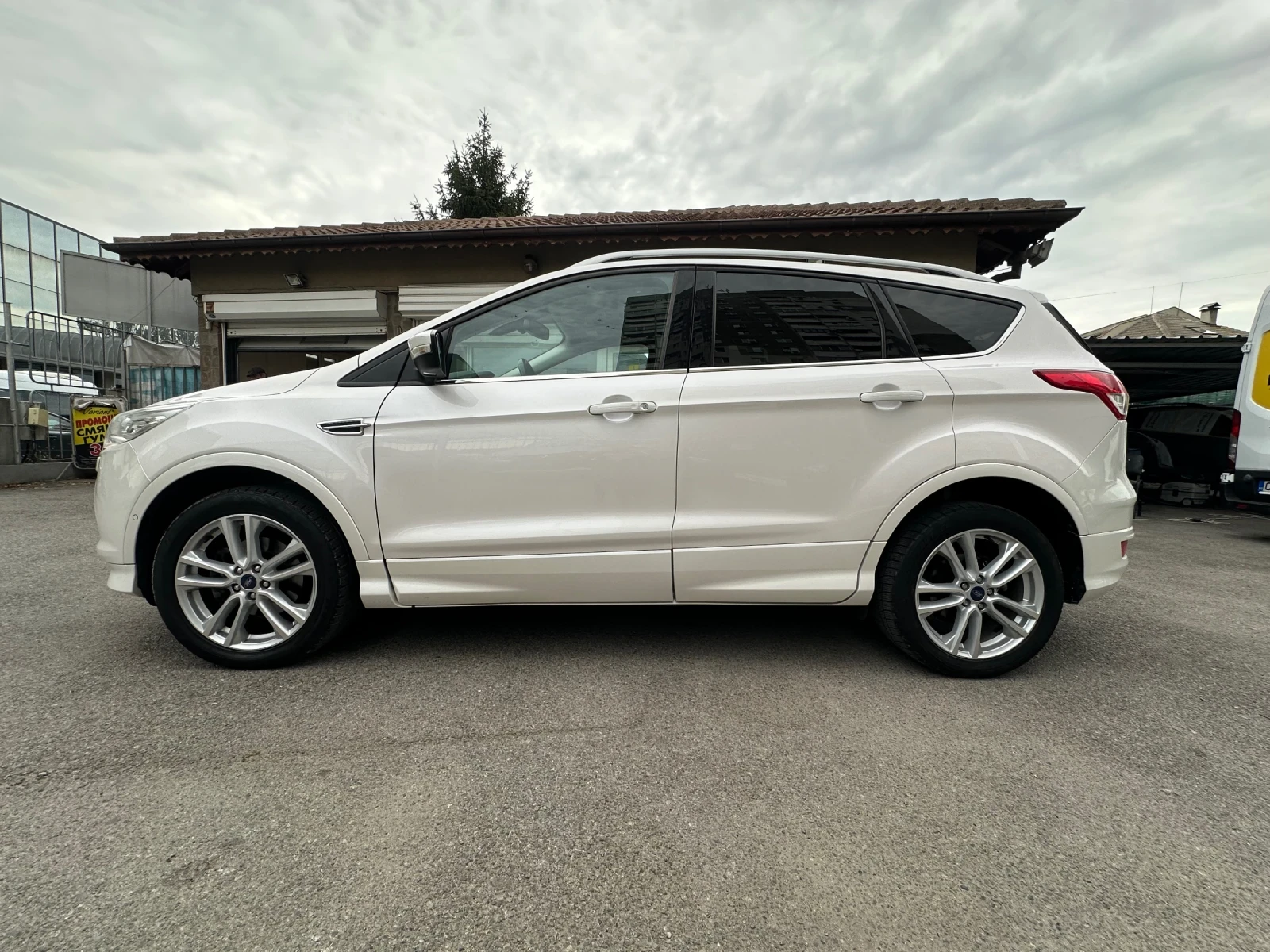 Ford Kuga 1.6i* 182kc* ST LINE * LPG - изображение 3