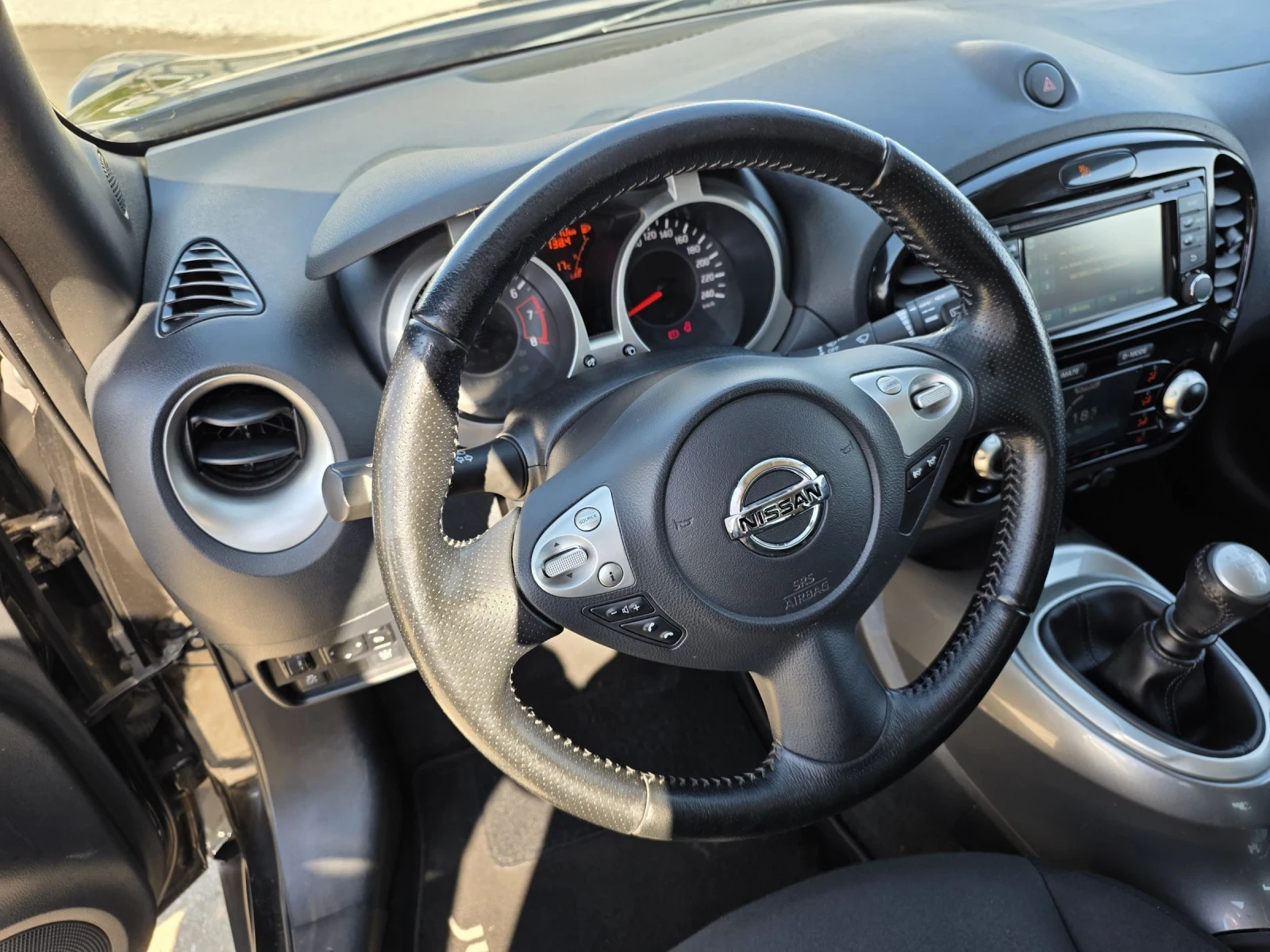 Nissan Juke 1.2 БЕНЗИН TEKNA - изображение 9