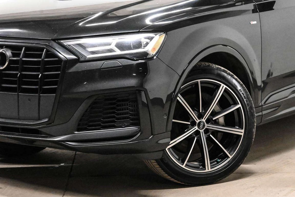 Audi Q7 * quattro Progressiv * CARFAX * БЕЗ ПЪРВОНАЧАЛНА В - изображение 8