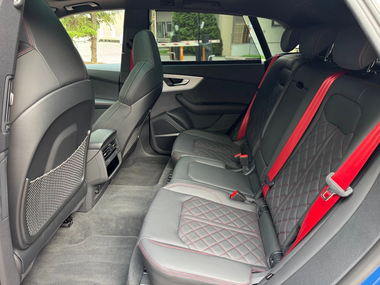 Audi SQ8 TFSI quattro | Mobile.bg � ����������� 13