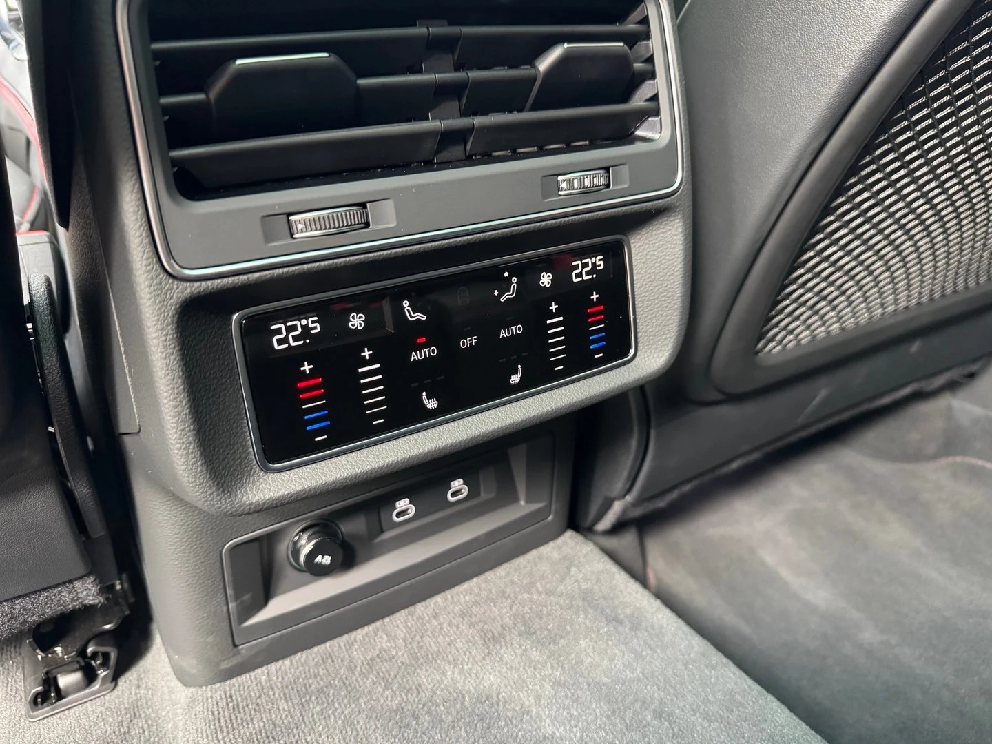 Audi SQ8 TFSI quattro | Mobile.bg � ����������� 14