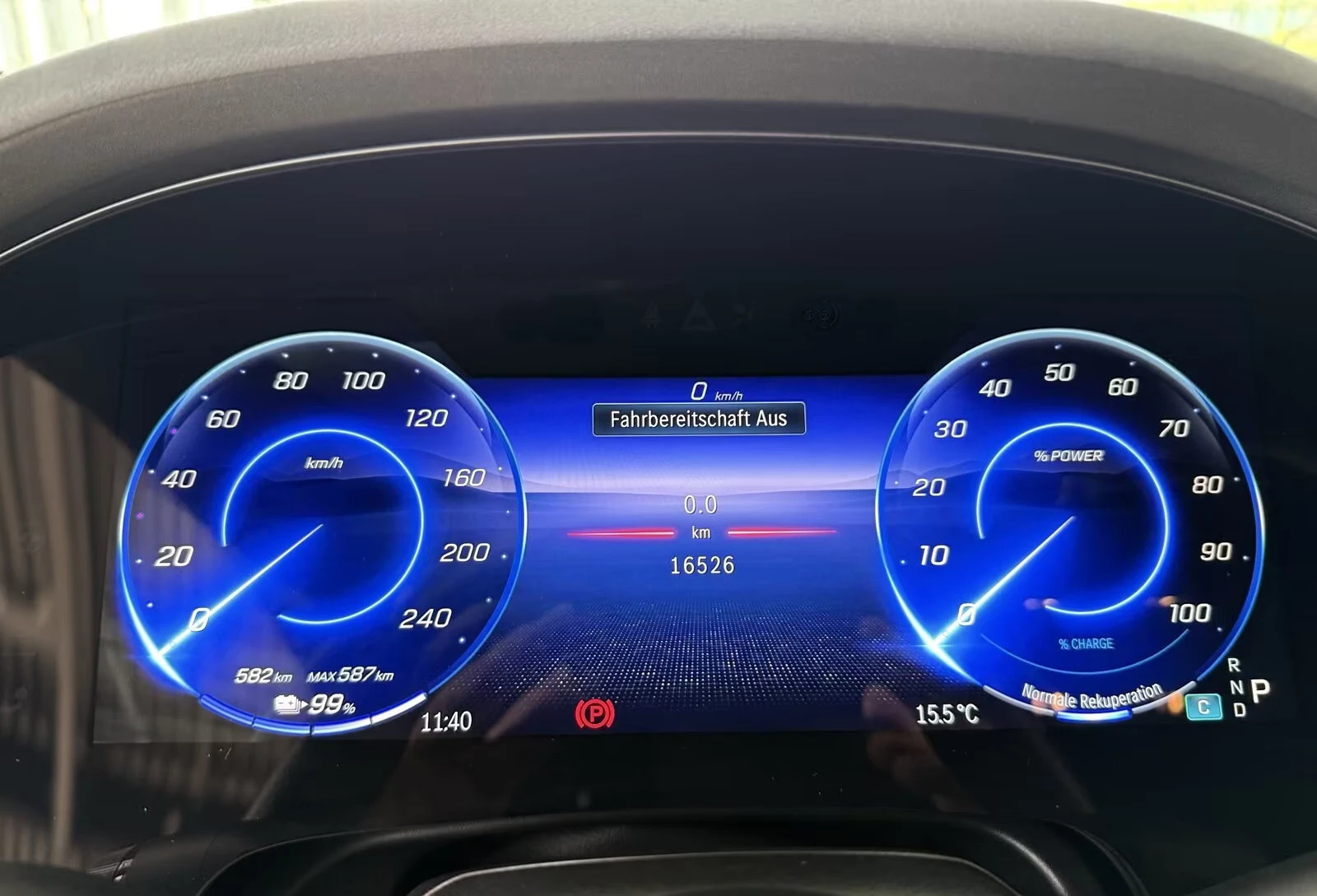 Mercedes-Benz EQE 300/245HP/AMG/HYPERSCR/NIGHT/360/BURM/941v - изображение 10