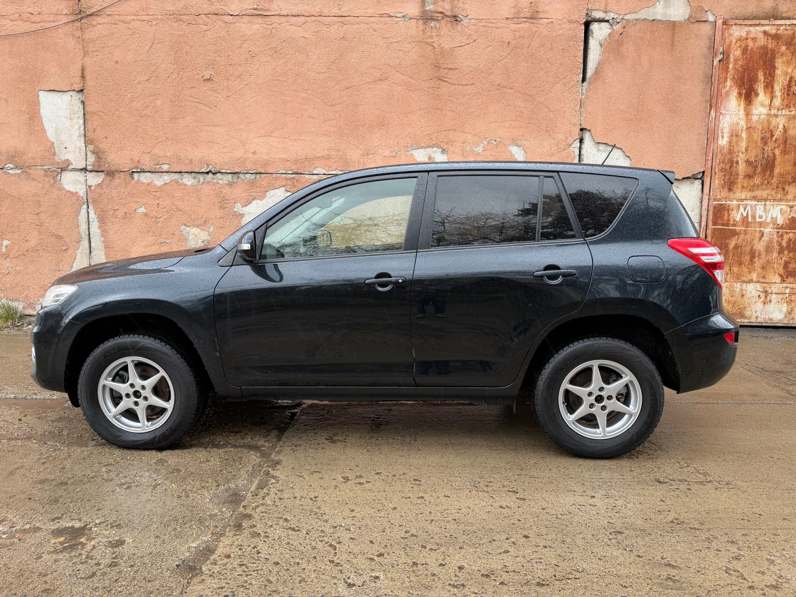 Toyota Rav4 2, 0 EБнзин , снимка 2 - Автомобили и джипове - 54087683
