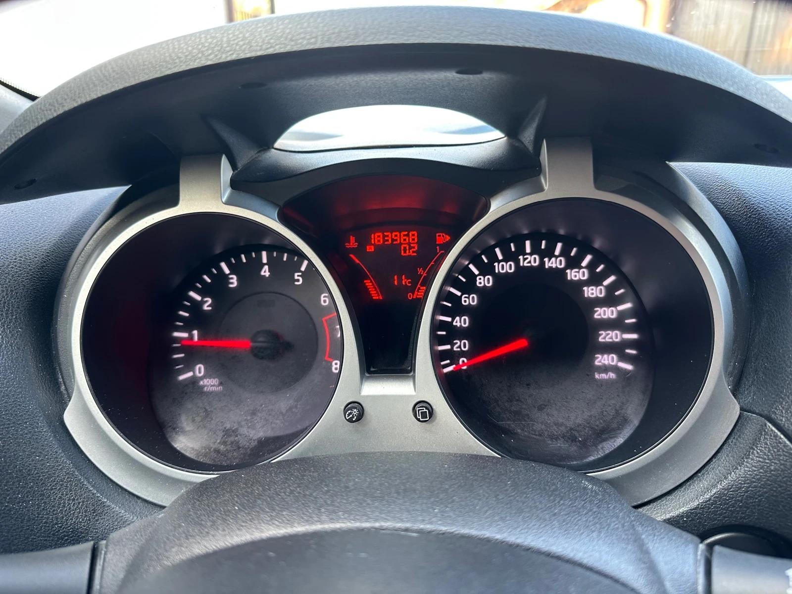 Nissan Juke 1.6-������-117�.� | Mobile.bg � ����������� 9