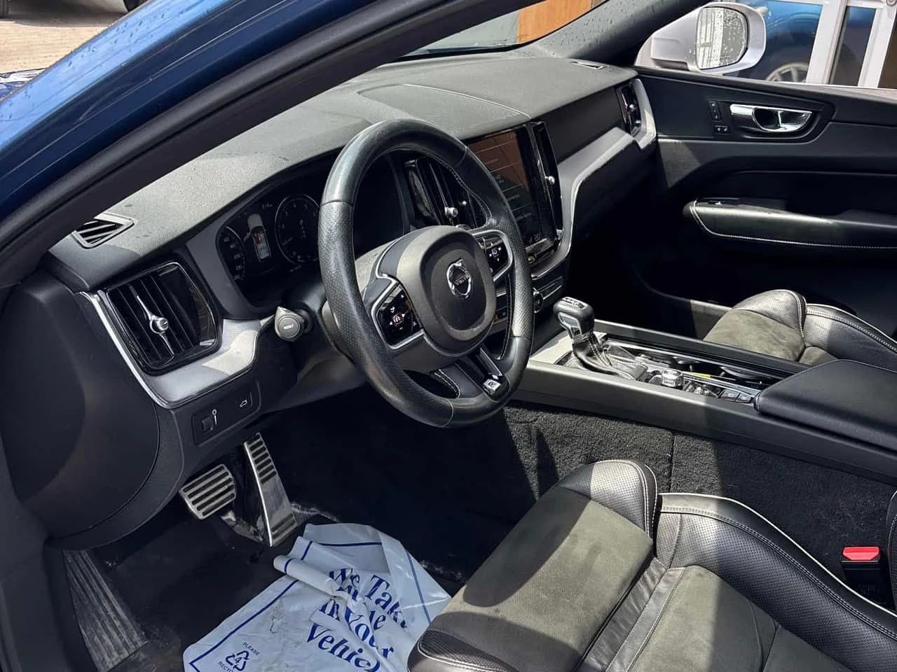 Volvo XC60 R Design | CARFAX | БЕЗ ПЪРВОНАЧАЛНА ВНОСКА, снимка 7 - Автомобили и джипове - 55106149