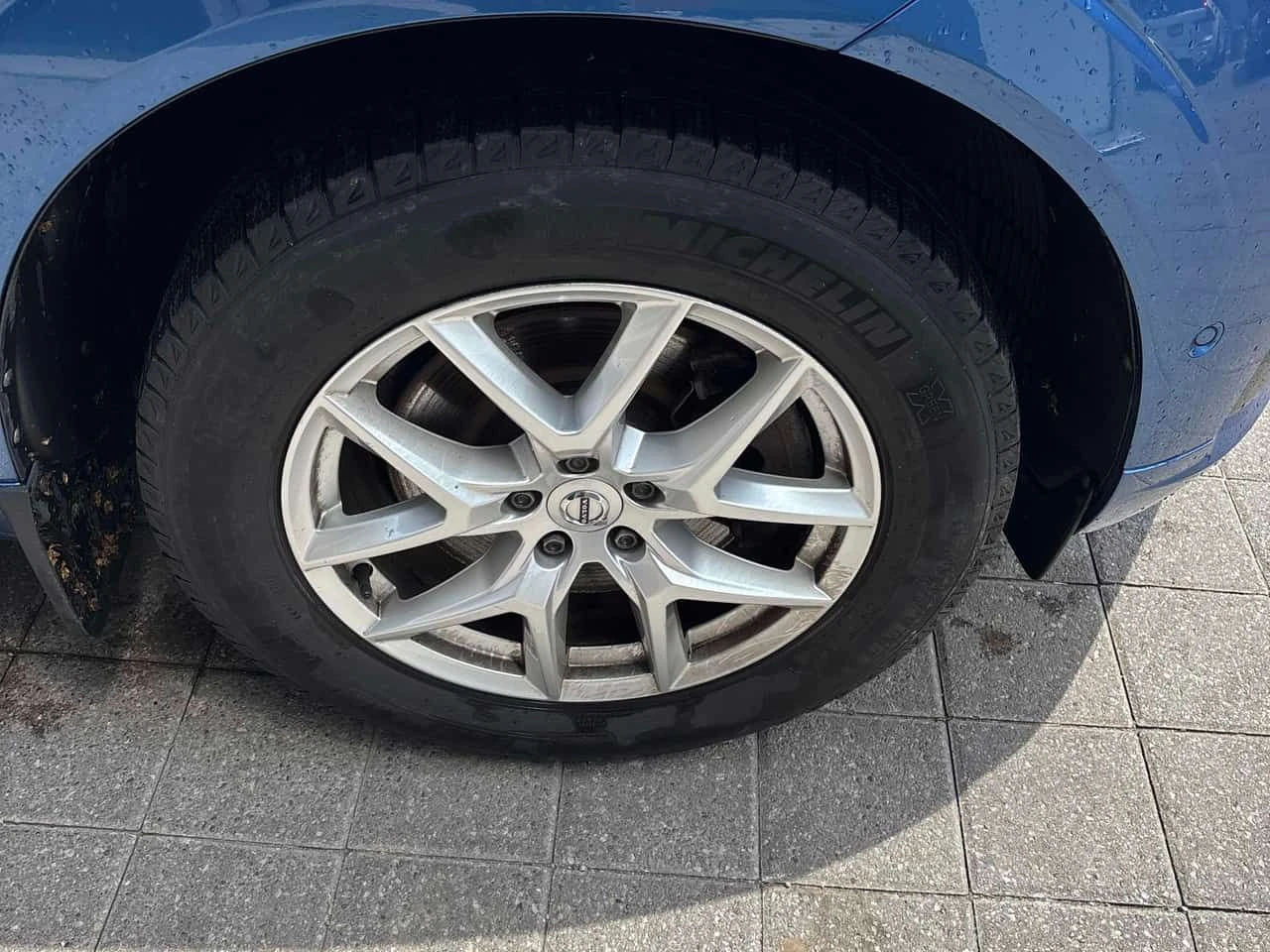 Volvo XC60 R Design | CARFAX | БЕЗ ПЪРВОНАЧАЛНА ВНОСКА, снимка 6 - Автомобили и джипове - 55106149