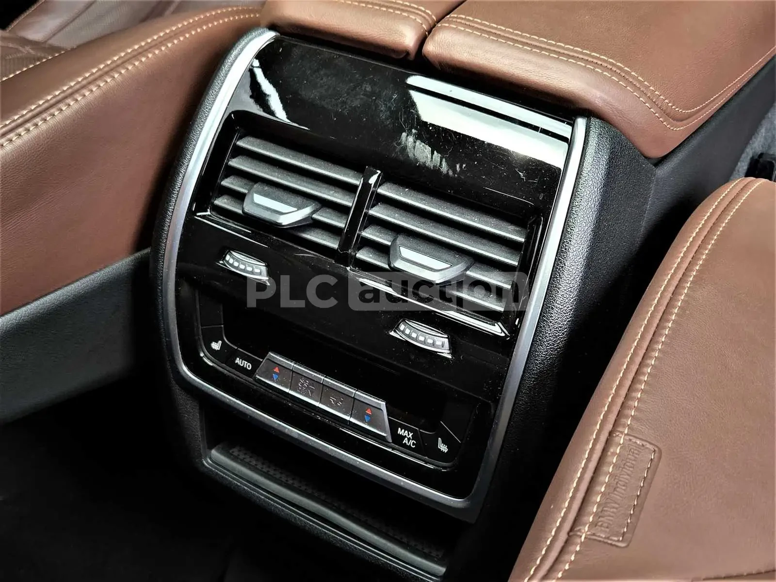 BMW X6 XDRIVE40I M SPORT + /360CAM/PANORAMA/OБДУХ, снимка 13 - Автомобили и джипове - 55431858