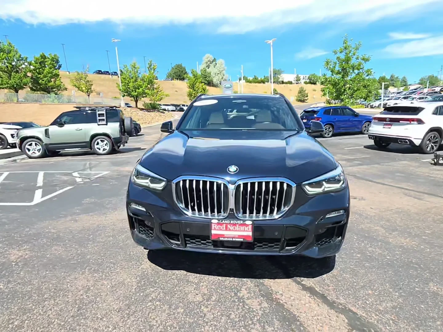 BMW X5 xDrive50i* CARFAX* ДИСТРОНИК * М ПАКЕТ, снимка 2 - Автомобили и джипове - 55530978