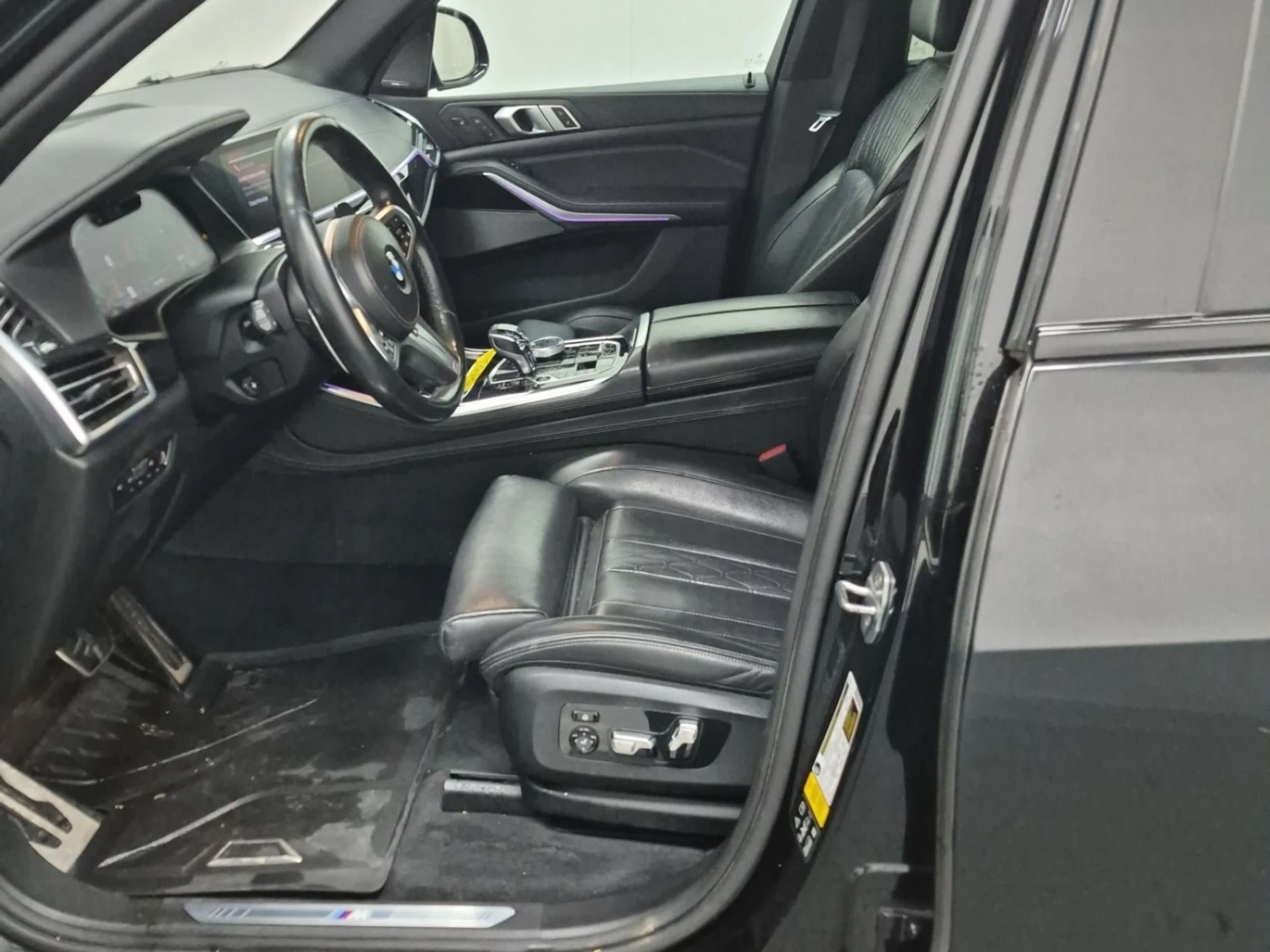 BMW X5 XDRIVE50I * AвтоКредит * (ЦЕНА ДО БГ), снимка 9 - Автомобили и джипове - 55619377