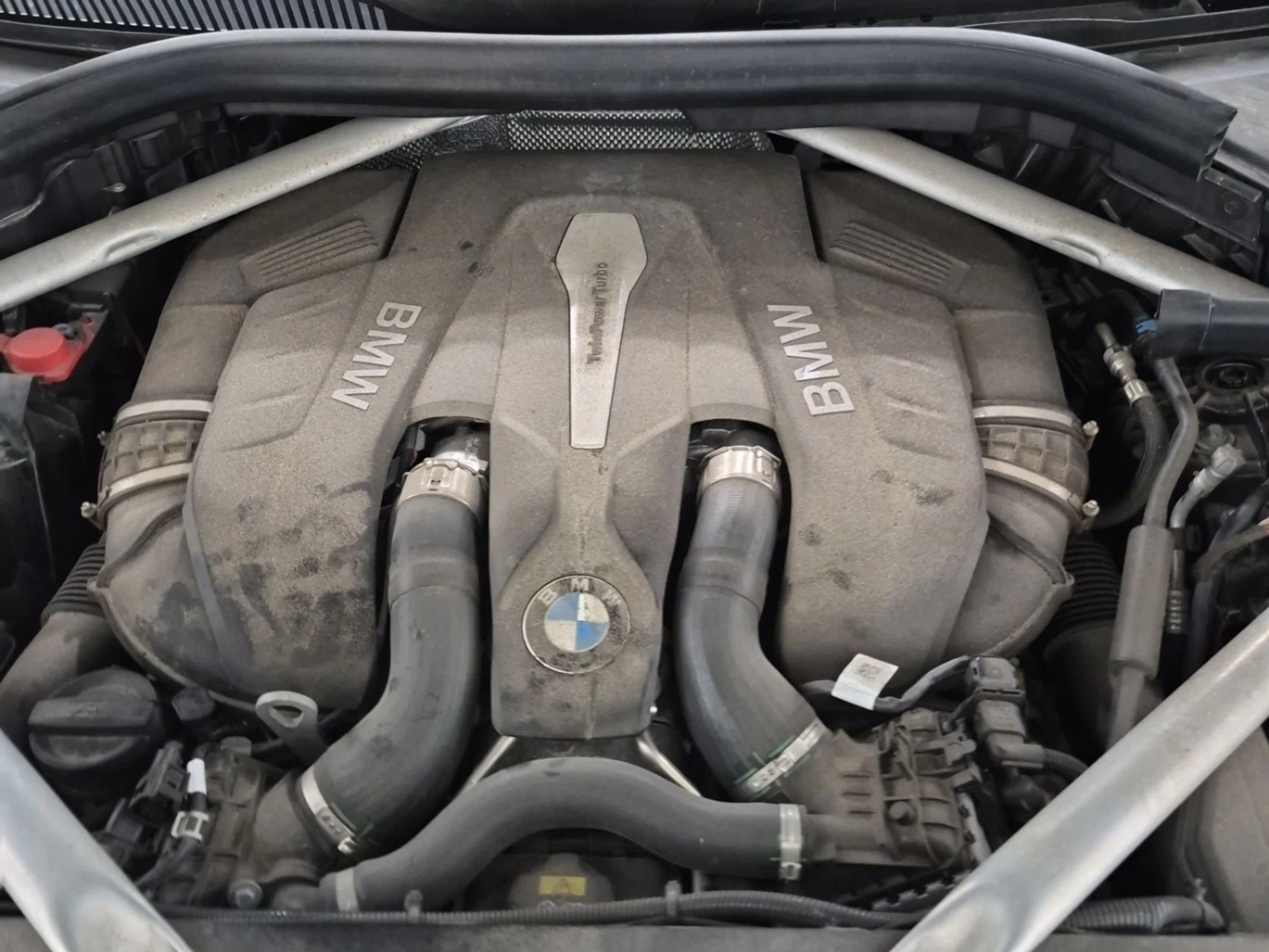 BMW X5 XDRIVE50I * AвтоКредит * (ЦЕНА ДО БГ), снимка 7 - Автомобили и джипове - 55619377