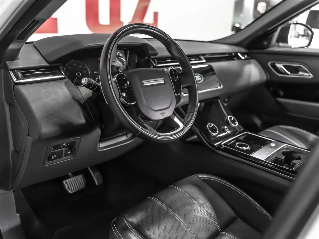 Land Rover Range Rover Velar R-DYNAMIC* S* P300* MERIDIAN* 360КАМЕРА* LANE* ASS, снимка 6 - Автомобили и джипове - 55619494