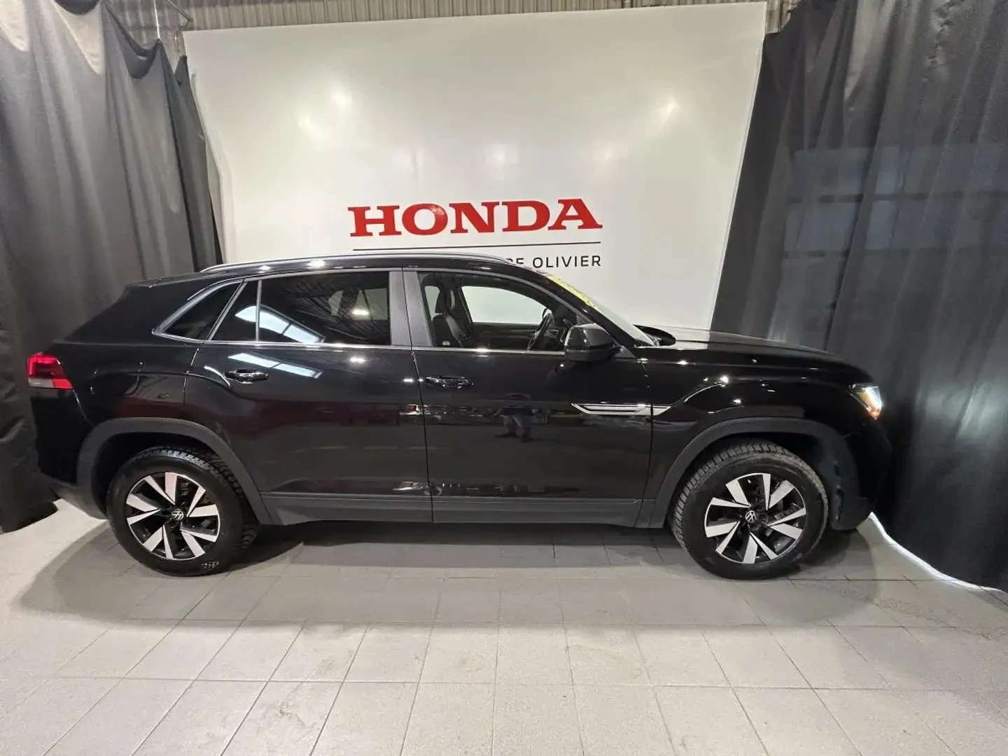 VW Atlas Cross Sport Comfortline 3.6 FSI 4MOTION , снимка 4 - Автомобили и джипове - 55711441