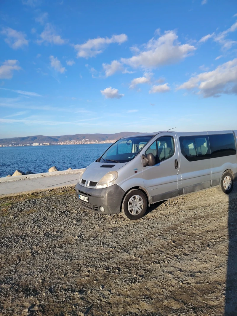 Renault Trafic 2.5 дизел 8+ 1 дълга база