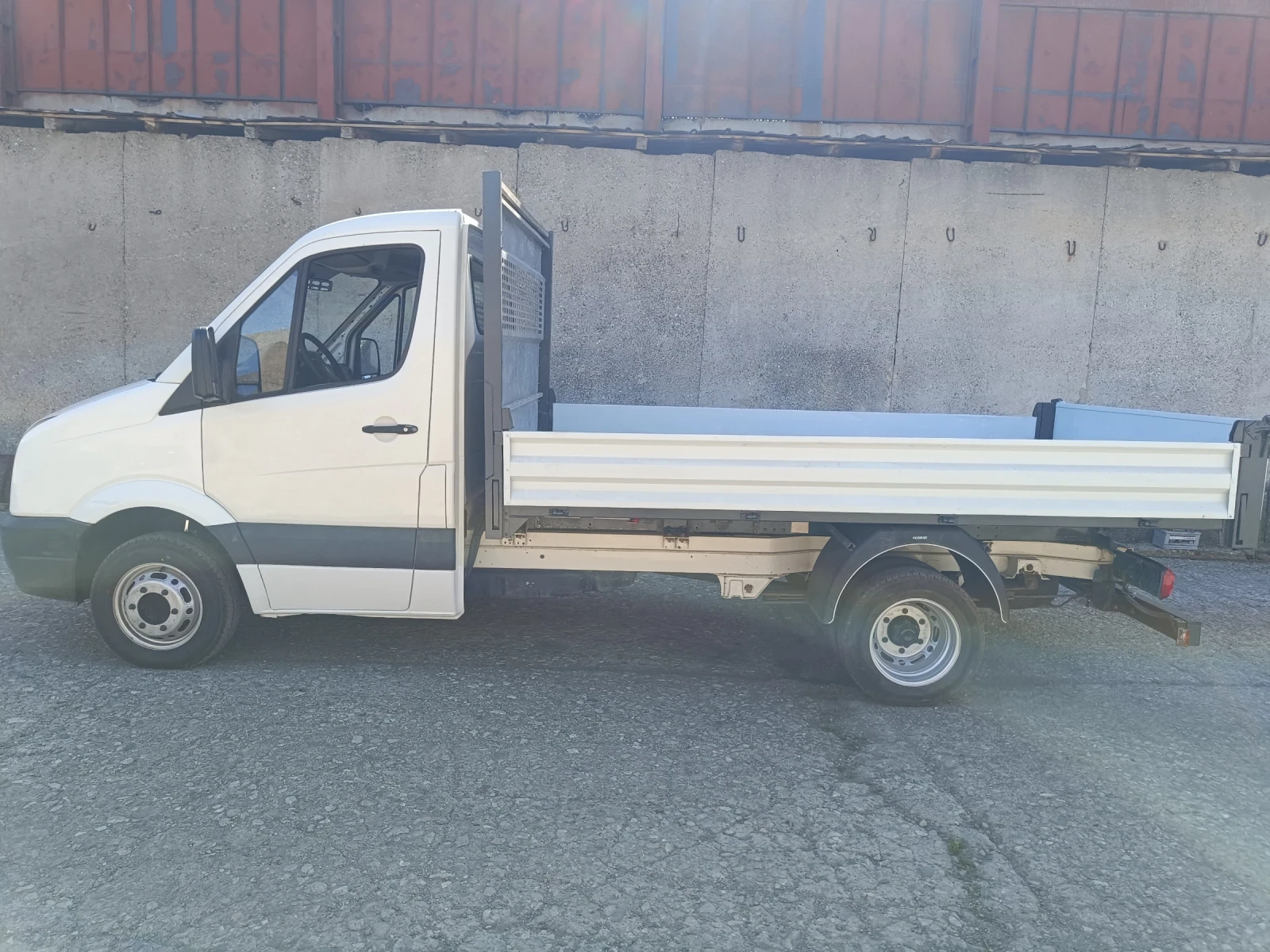 VW Crafter, снимка 7 - Бусове и автобуси - 54335711