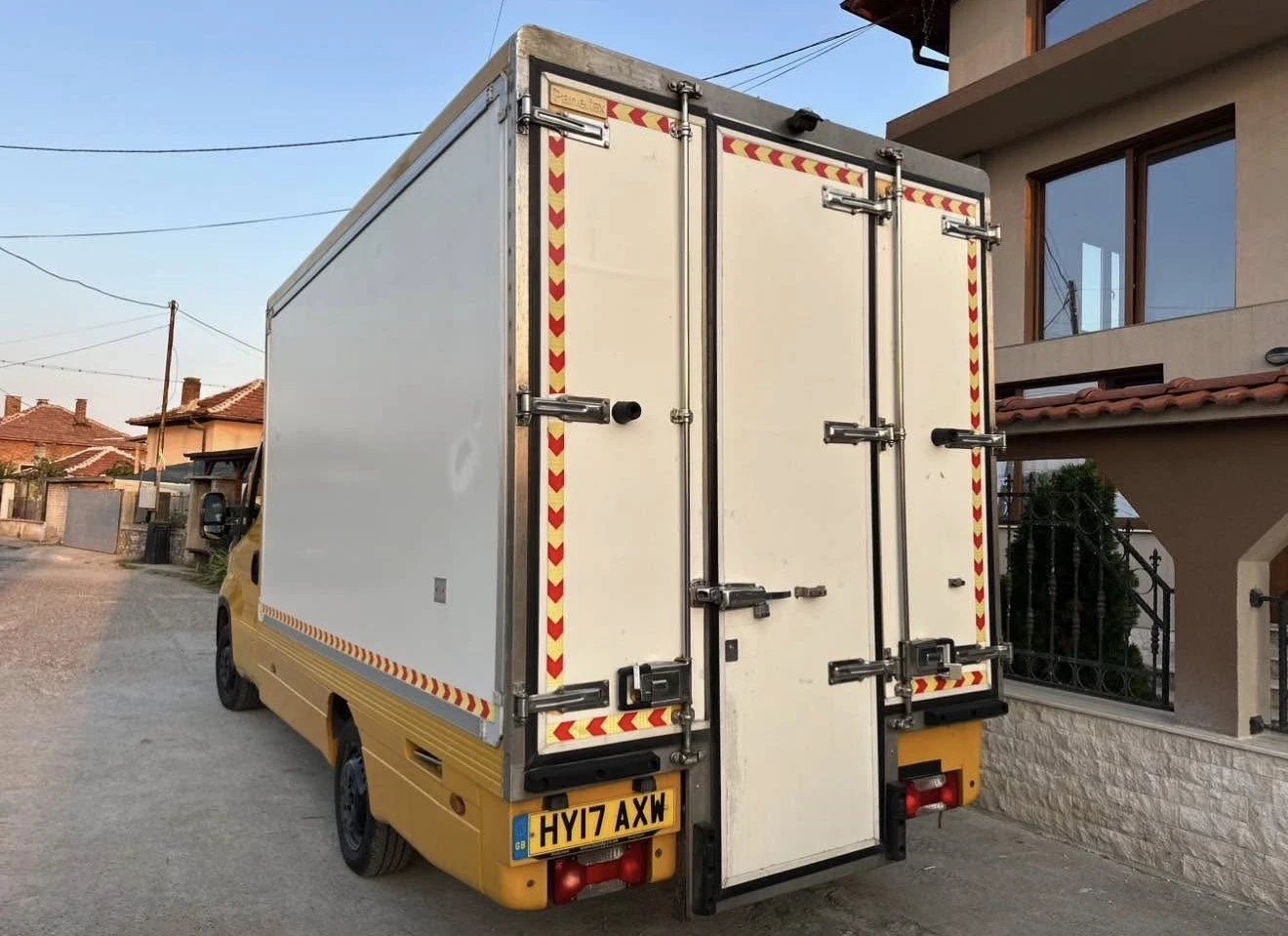 Iveco 35s14 Нов Внос-Сервизиран-Нови Гуми, снимка 5 - Бусове и автобуси - 55999305