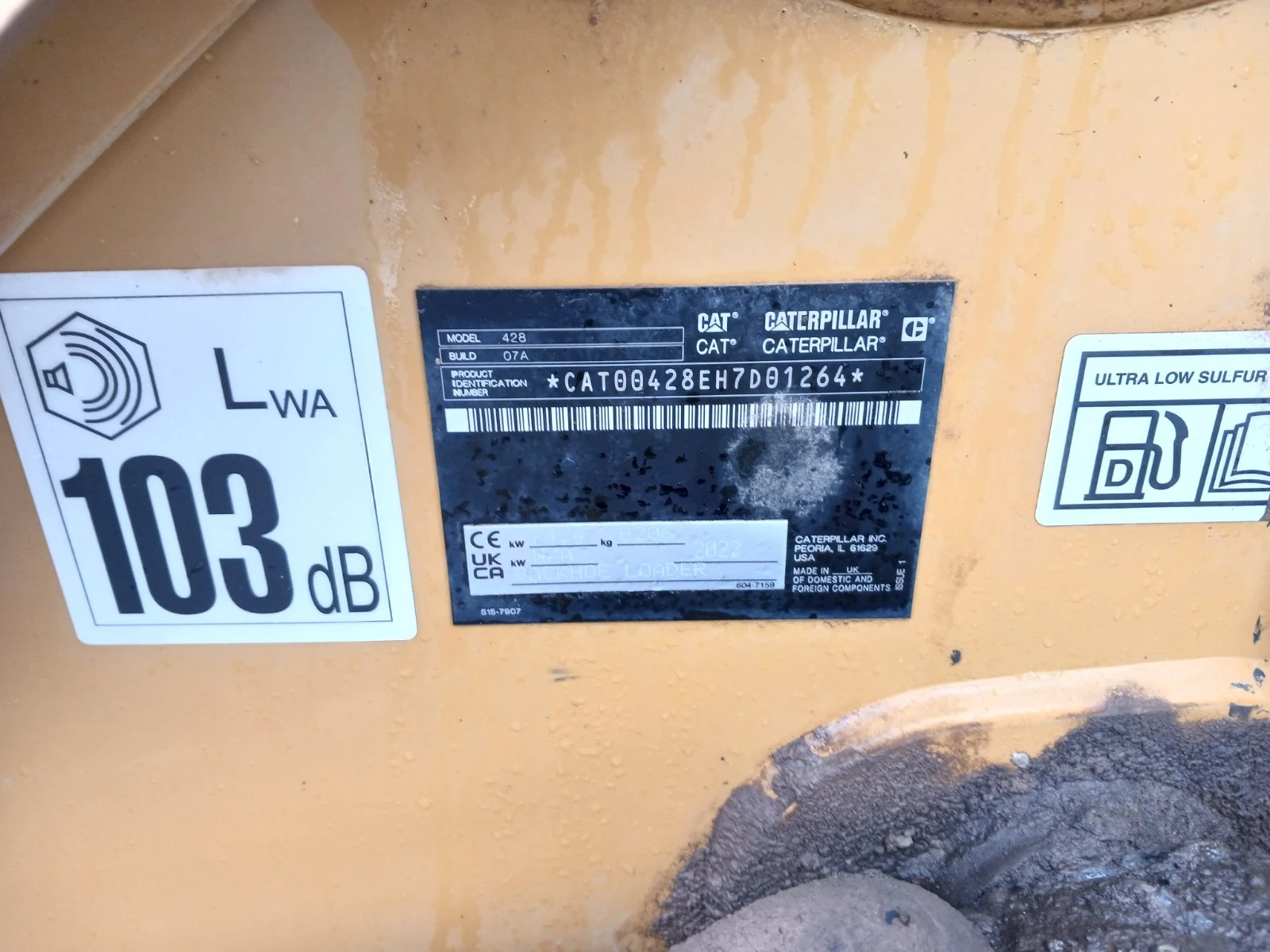 Багер Cat 428, снимка 8 - Индустриална техника - 53811538