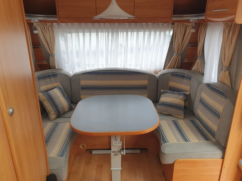 Каравана Adria ADORA 512, снимка 10 - Каравани и кемпери - 50565648