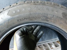 Гуми Зимни 235/60R18, снимка 6
