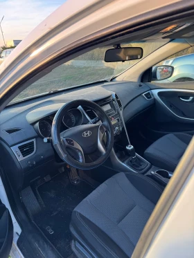Hyundai I30 1.6CRDI 6-СК КЛИМАТРОНИК ПАРКТРОНИК200хил.км2ключа - 12200 лв. / 6237.76 € - 72643545 3