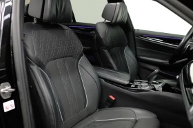BMW 520 G30/190HP/xDRIVE/SPORT/HUD/PANO/360/ОБДУХ/976v - 33999 € / 66496.26 лв. - 49516331 13