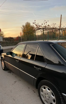 Mercedes-Benz 124 300 - 5600 € / 10952.65 лв. - 27054587 7