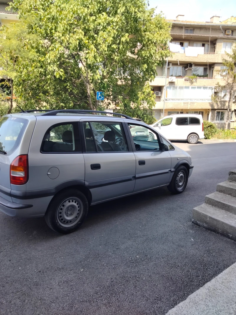 Opel Zafira 6+ 1, снимка 3 - Автомобили и джипове - 47030778