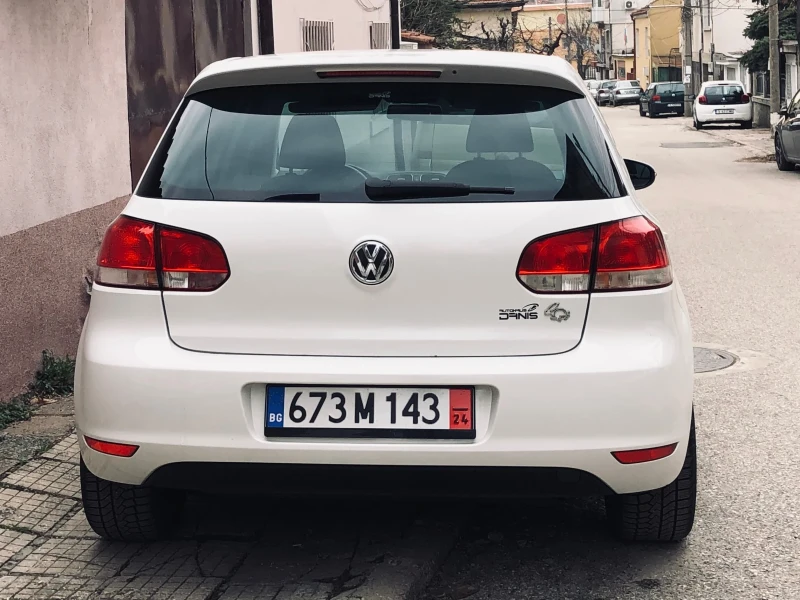 VW Golf 1.6TDI, снимка 2 - Автомобили и джипове - 48726766