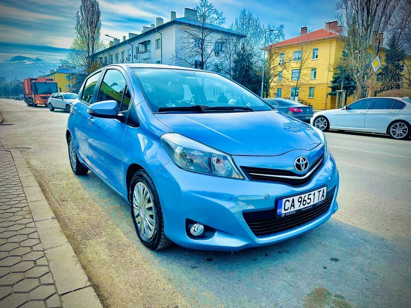 Toyota Yaris, снимка 1 - Автомобили и джипове - 49322211