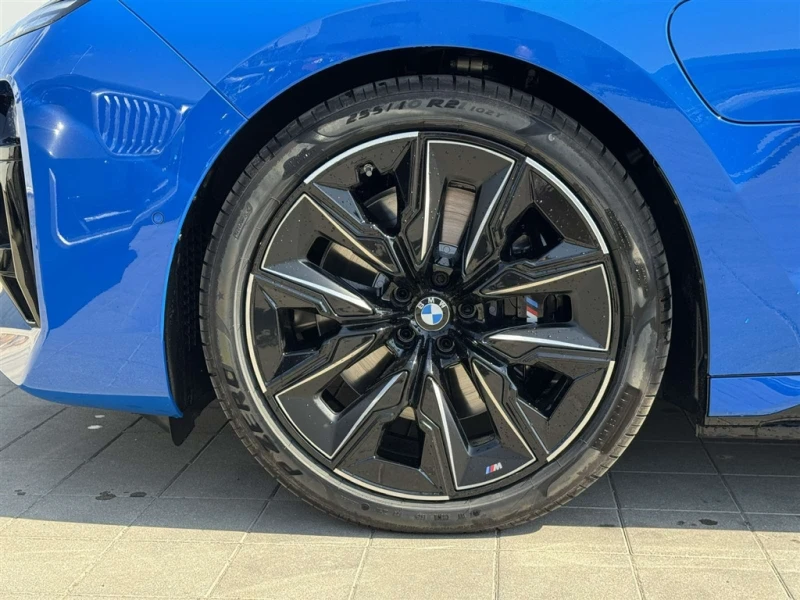 BMW 760 xDrive Седан, снимка 5 - Автомобили и джипове - 51406072