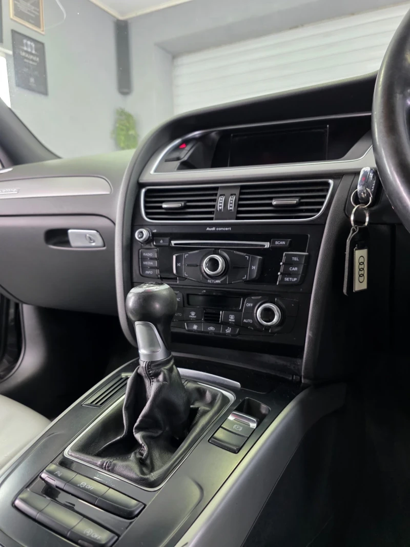 Audi A4 Allroad 2.0 TDI, снимка 9 - Автомобили и джипове - 52487788