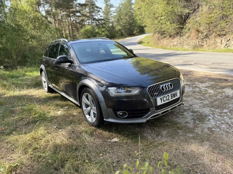 Audi A4 Allroad 2.0 TDI, снимка 16 - Автомобили и джипове - 52487788