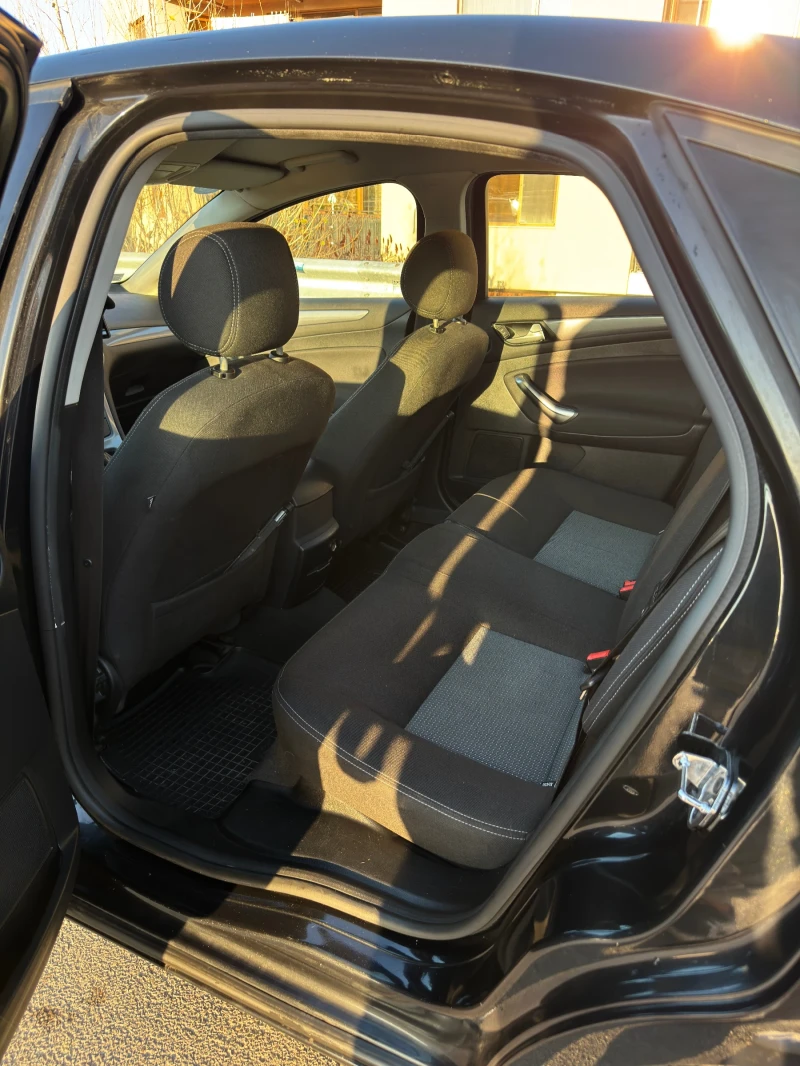 Ford Mondeo Facelift 2.0TDCi 140к.с., снимка 10 - Автомобили и джипове - 52868526
