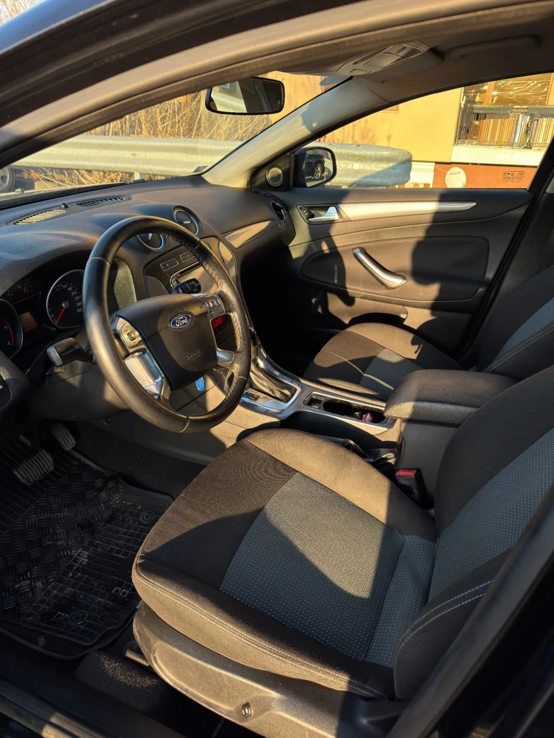 Ford Mondeo Facelift 2.0TDCi 140к.с., снимка 9 - Автомобили и джипове - 52868526