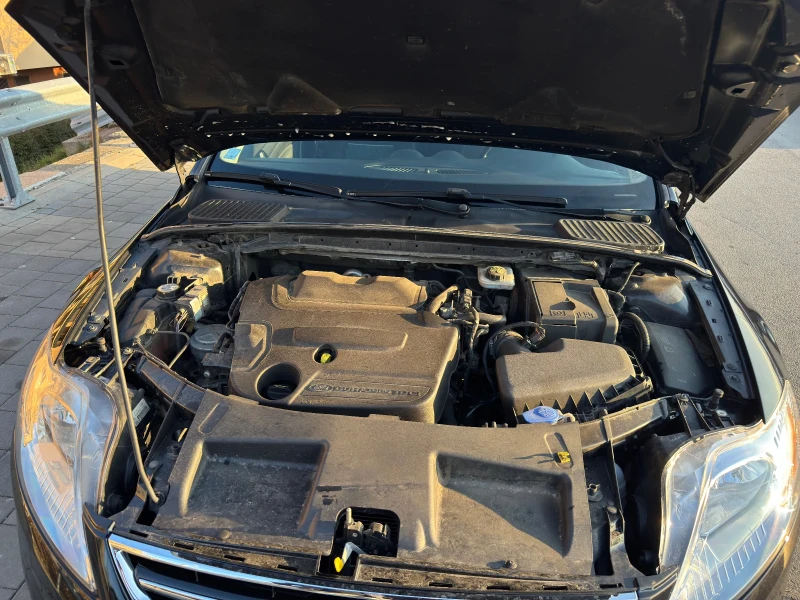 Ford Mondeo Facelift 2.0TDCi 140к.с., снимка 14 - Автомобили и джипове - 52868526
