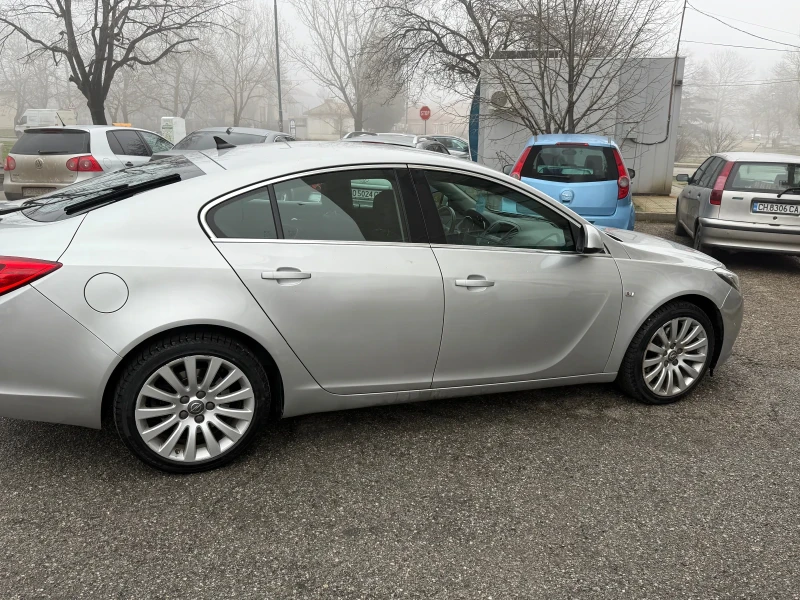 Opel Insignia, снимка 6 - Автомобили и джипове - 53394745