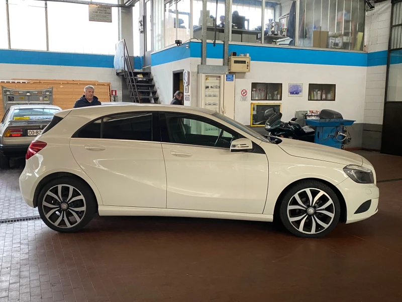 Mercedes-Benz A 180 CDI SPORT 109k.c UNIKAT ITALIA EURO 5B , снимка 4 - Автомобили и джипове - 53572778