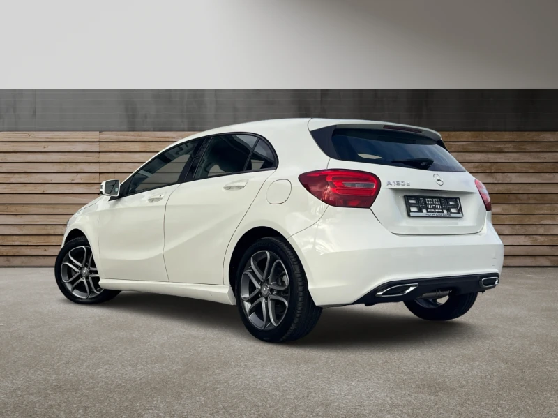 Mercedes-Benz A 180 d A160d Executive Facelift ПРОЧЕТИ ОПИСАНИЕТО, снимка 4 - Автомобили и джипове - 53588511