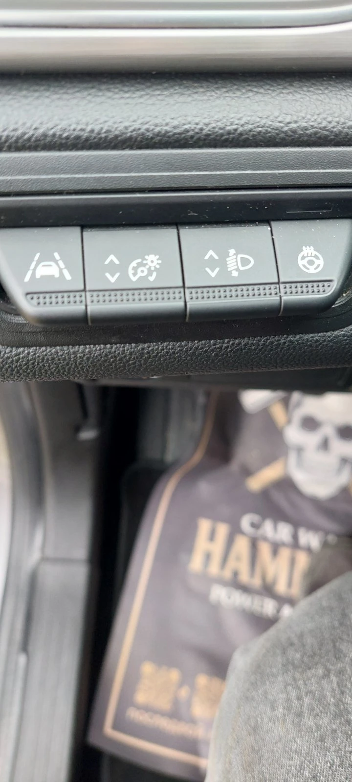 Renault Captur 1.0 бензин/газ EUR 6D, снимка 11 - Автомобили и джипове - 52883556