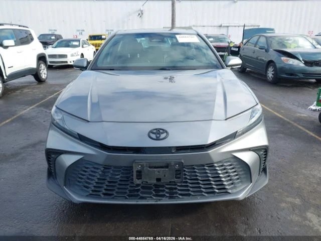 Toyota Camry * HYBRID* AWD* КОЖА* ПОДГРЕВ* ШИБИДАХ* , снимка 11 - Автомобили и джипове - 54719180