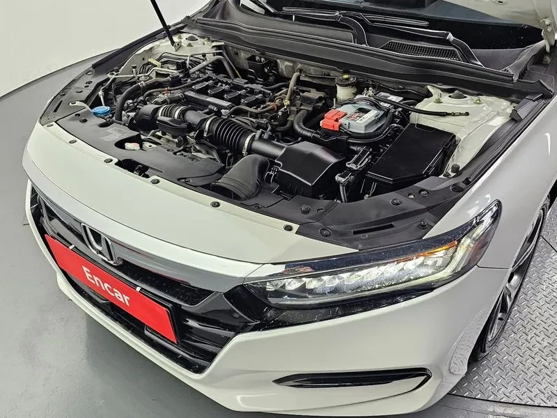 Honda Accord Generation 1.5 Turbo, снимка 11 - Автомобили и джипове - 56068767