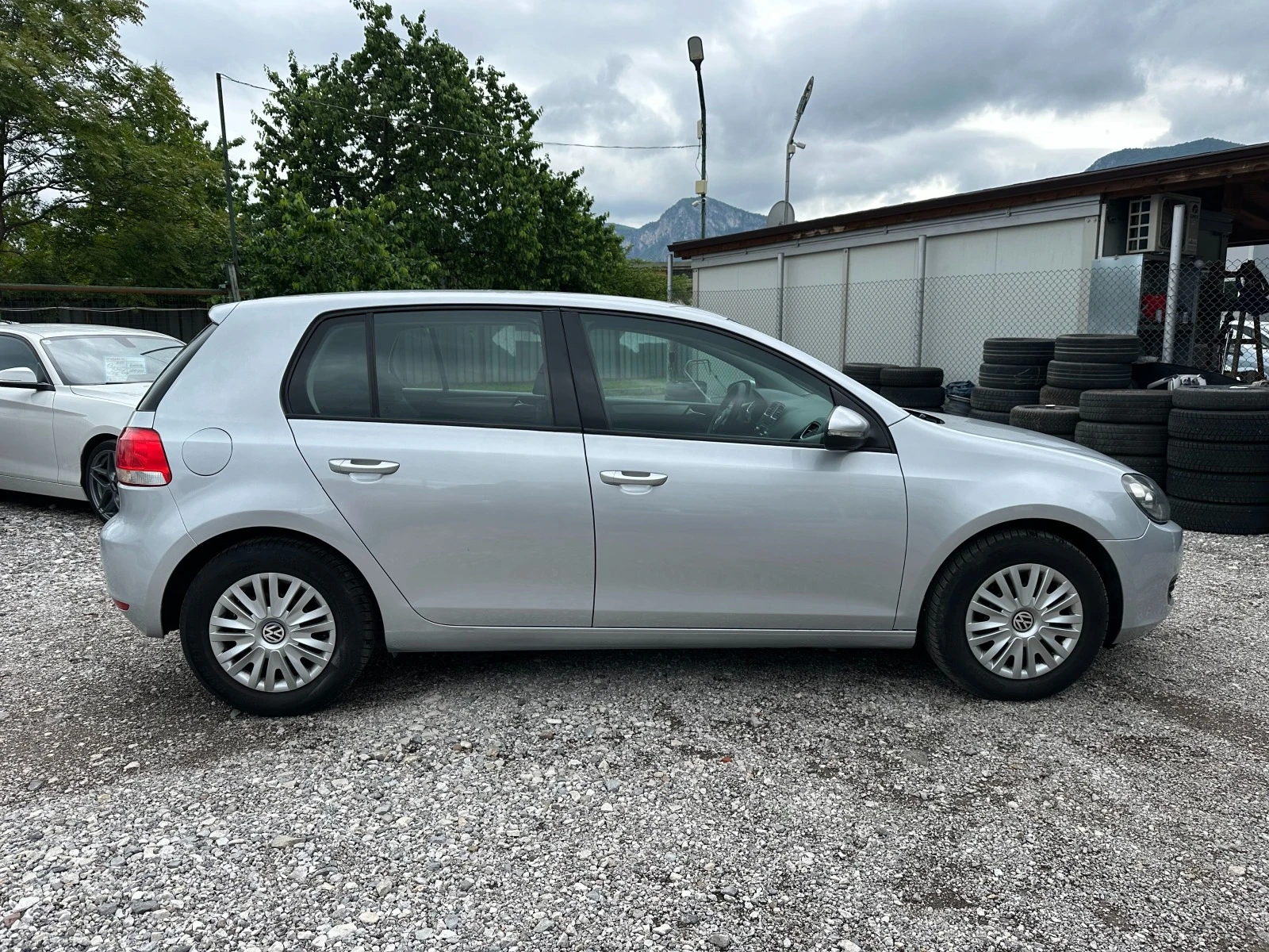 VW Golf 1.6TDI 105kc EVRO5 - изображение 6