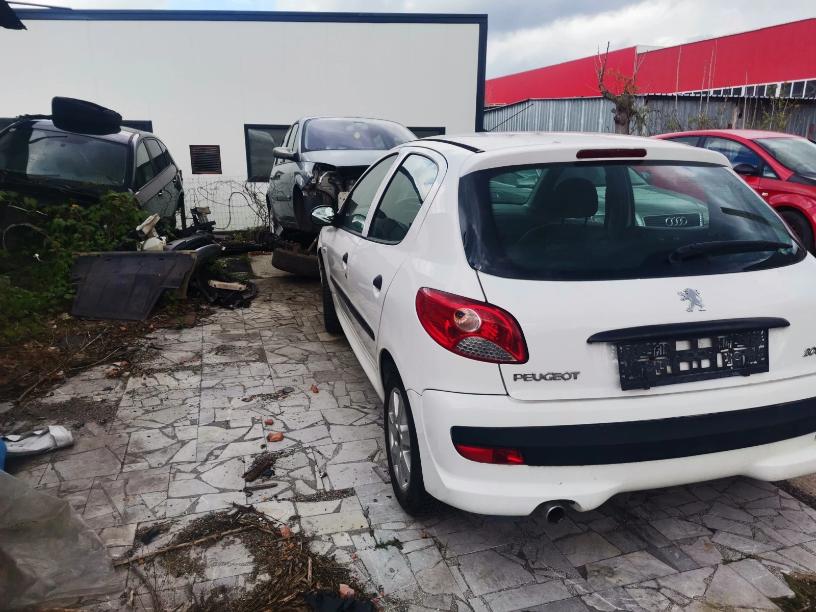 Peugeot 206 1.1 hfx 206+  - изображение 5