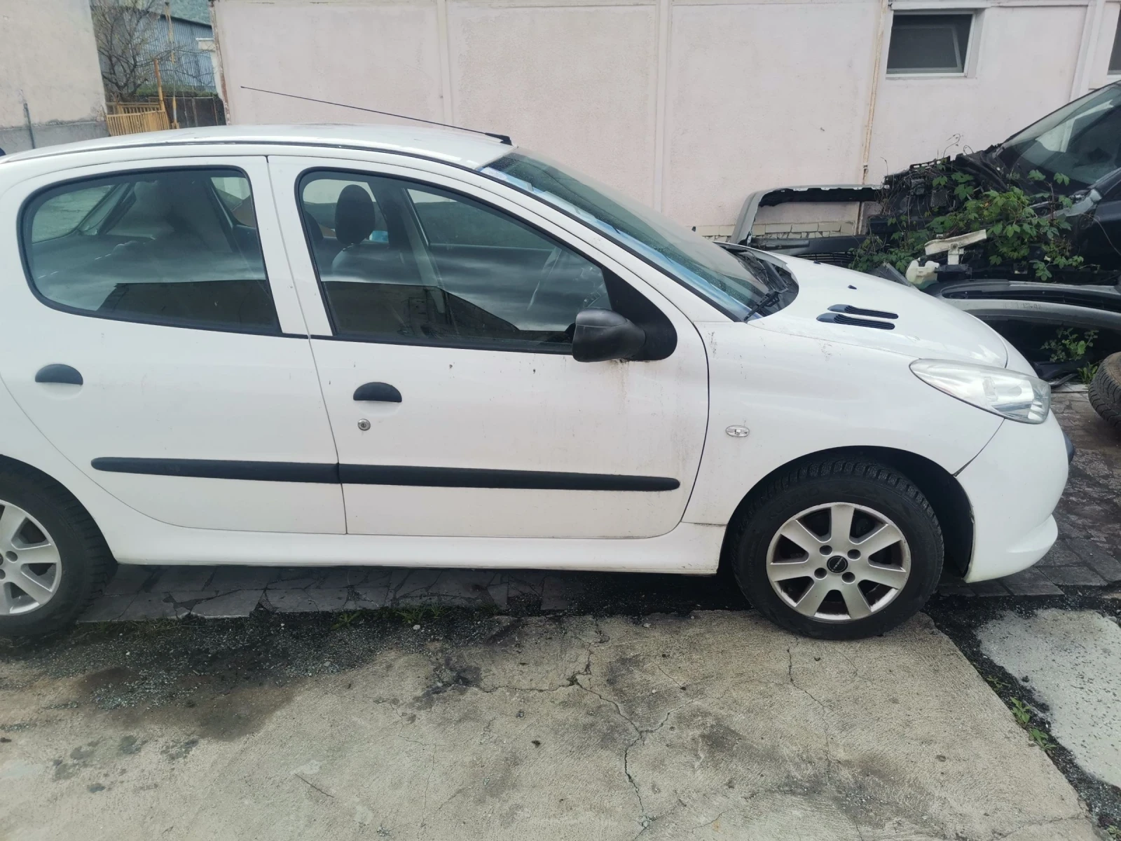Peugeot 206 1.1 hfx 206+  - изображение 3