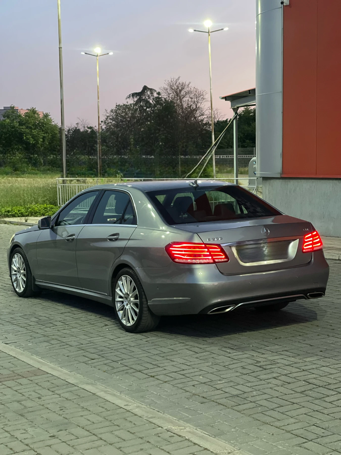 Mercedes-Benz E 200 2.0 CDI - изображение 7