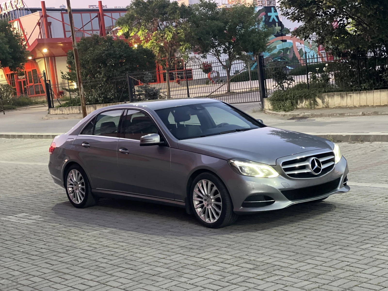 Mercedes-Benz E 200 2.0 CDI - изображение 6
